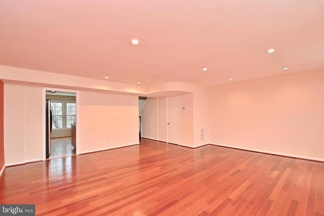 Building Photo - 2481 Windbreak Dr