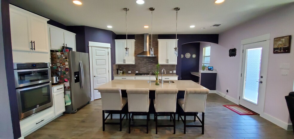 Building Photo - 16108 Nightshade St