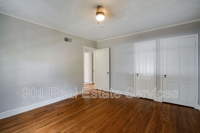 Building Photo - 398 N Highland St