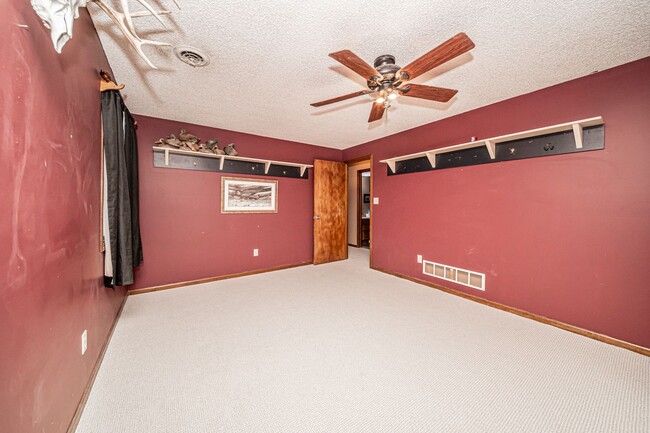 Building Photo - Please View 3D Virtual Walk-Through Before Scheduling a Showing