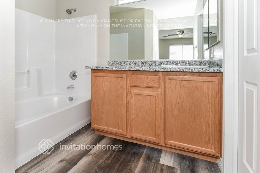 Building Photo - 1012 Monte De Oro Ave