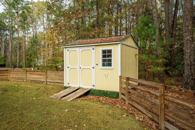 Building Photo - 4 Bedroom, 2.5 Bathroom Home in The Refuge at Ravenel - Ravenel