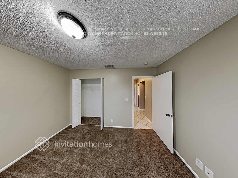 Building Photo - 9314 Southampton Pl