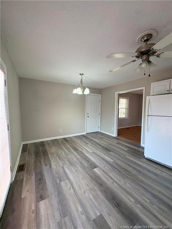 Building Photo - 6409 Waverly Ct