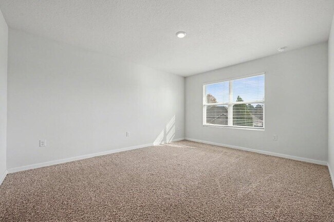 Building Photo - 3277 Chapelwood Dr