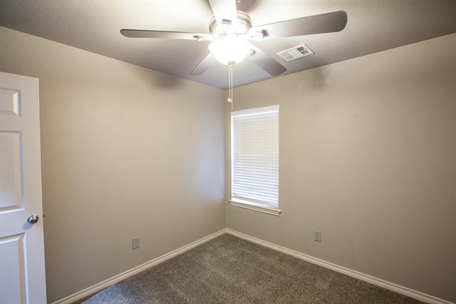 Building Photo - 1510 Syracuse Dr