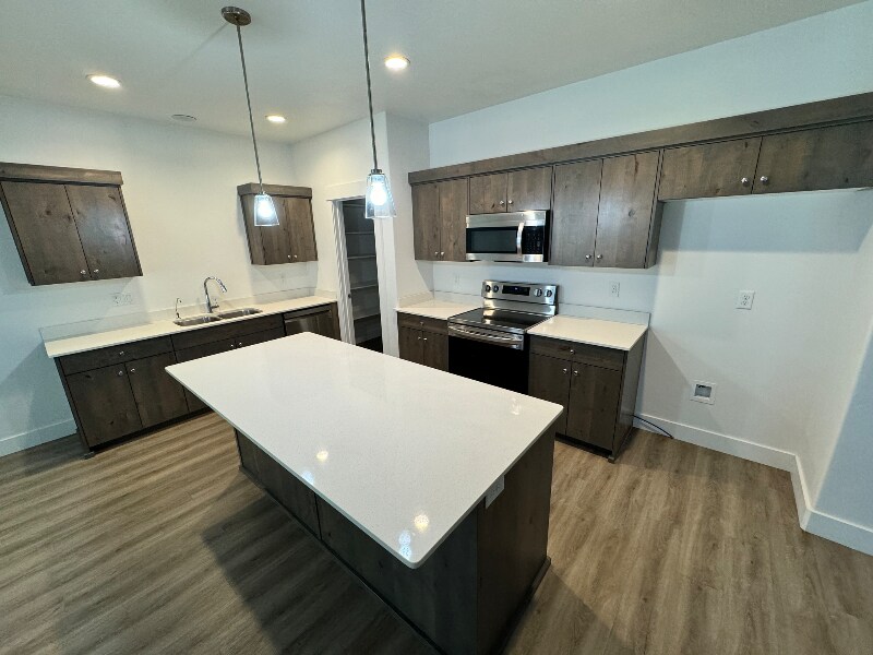 Building Photo - 2080 W 1755 S