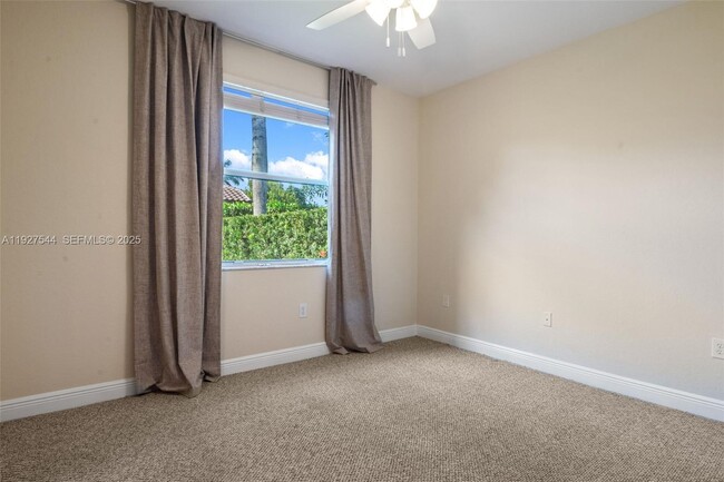 Building Photo - 15275 SW 38th St