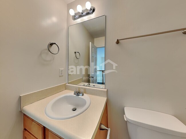 Building Photo - 3162 Berthas Overlook