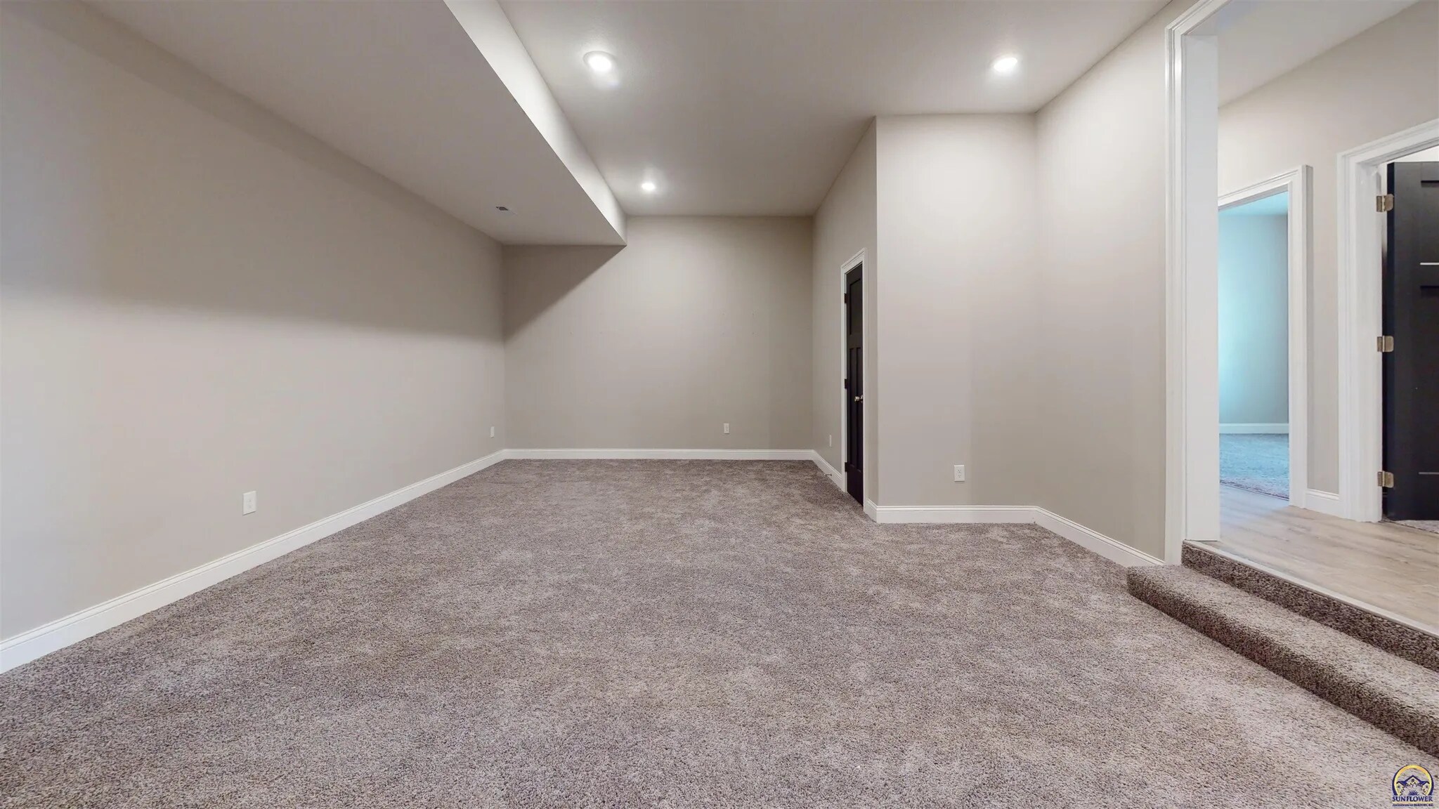 Building Photo - 3755 SW Summerfield Dr