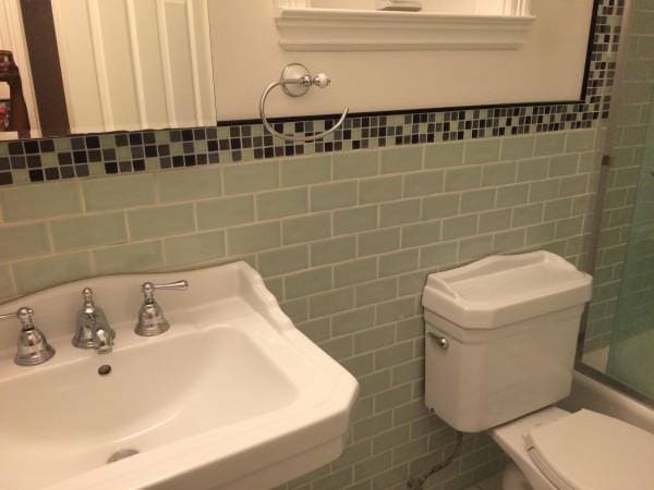 Building Photo - 3906 Altamont Ave