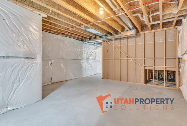 Building Photo - 7632 S Waverly Hls Ln