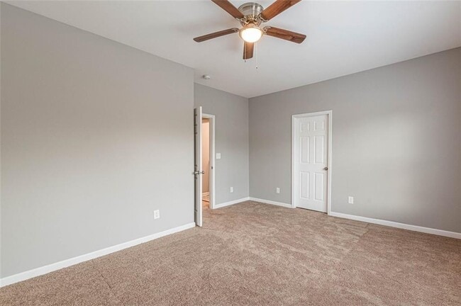 Building Photo - 3362 Colville Ave