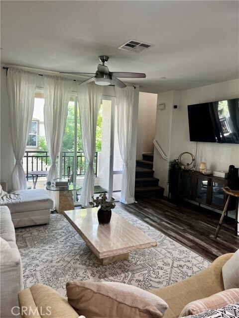 Building Photo - 180 Dorsett Ave