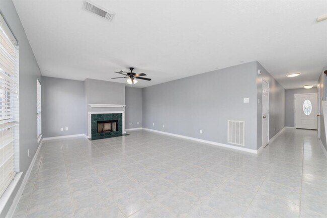Building Photo - 5530 Imperial Grove Dr