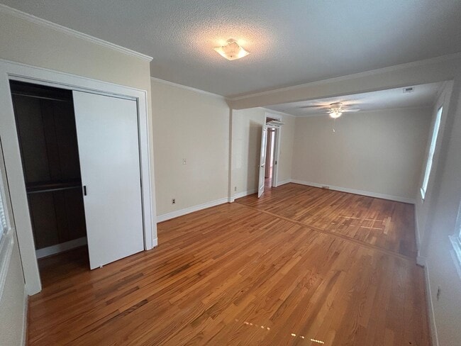 Building Photo - Charming 2 Bedroom Home in Hanahan's Highland Park neighborhood!