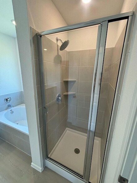 Building Photo - 275 Keefer