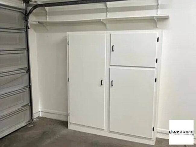 Building Photo - This home is adorable!