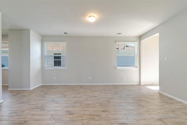 Building Photo - 220 Fabion St