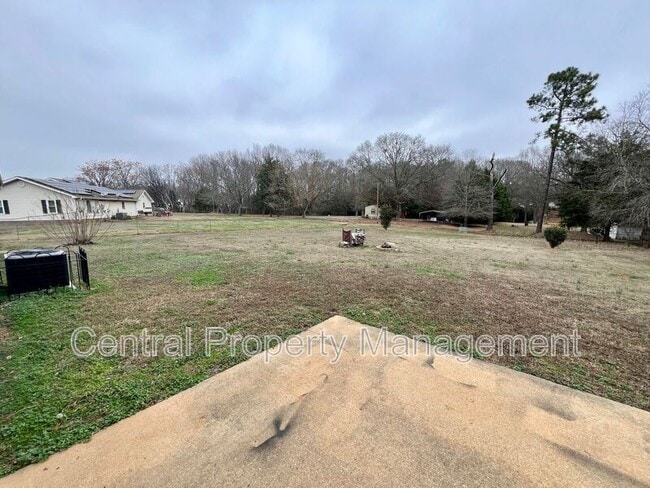 Building Photo - 102 Stoneledge Dr