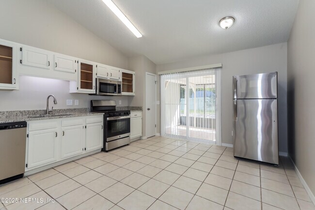 Building Photo - 12591 Deeder Ln
