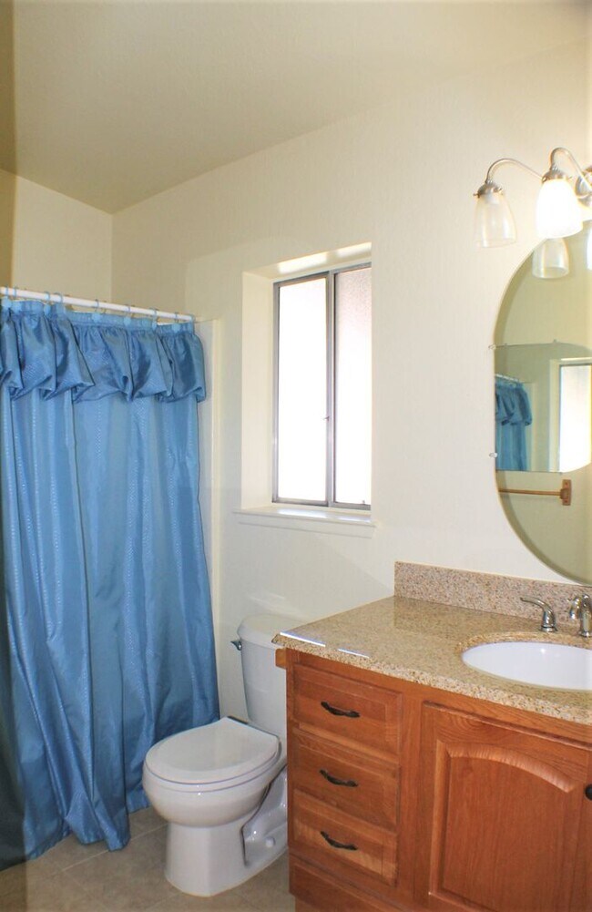 Building Photo - 25740 Rosebay Ct