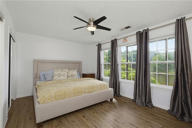 Building Photo - 279 Quail Run