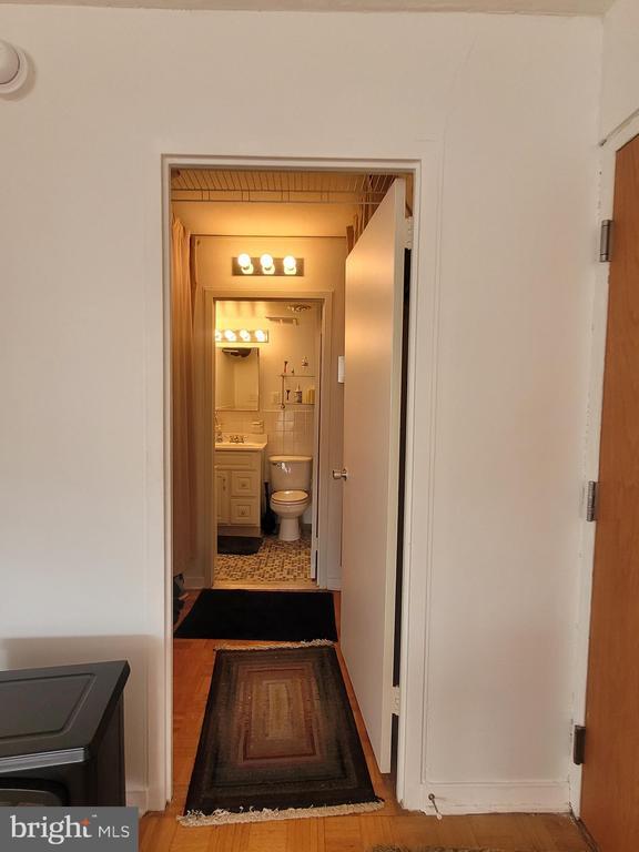 Building Photo - 224-30 W Rittenhouse Square