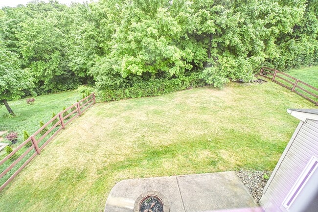 Building Photo - 8453 Forest Valley Dr