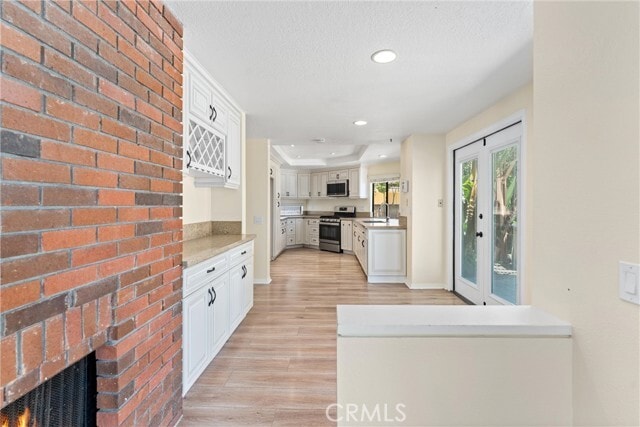 Building Photo - 15360 Metropol Dr