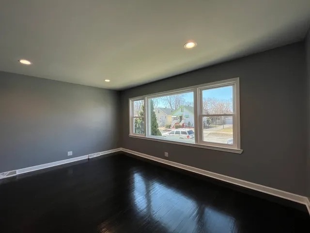 Building Photo - 323 22nd Ave