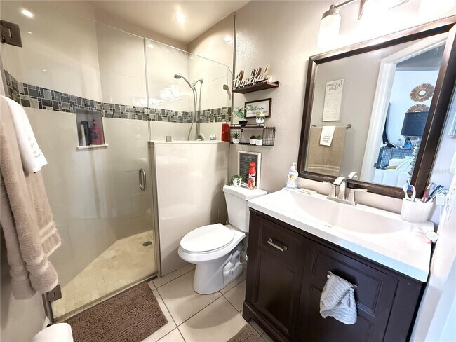 Building Photo - 8055 Antibes Ct