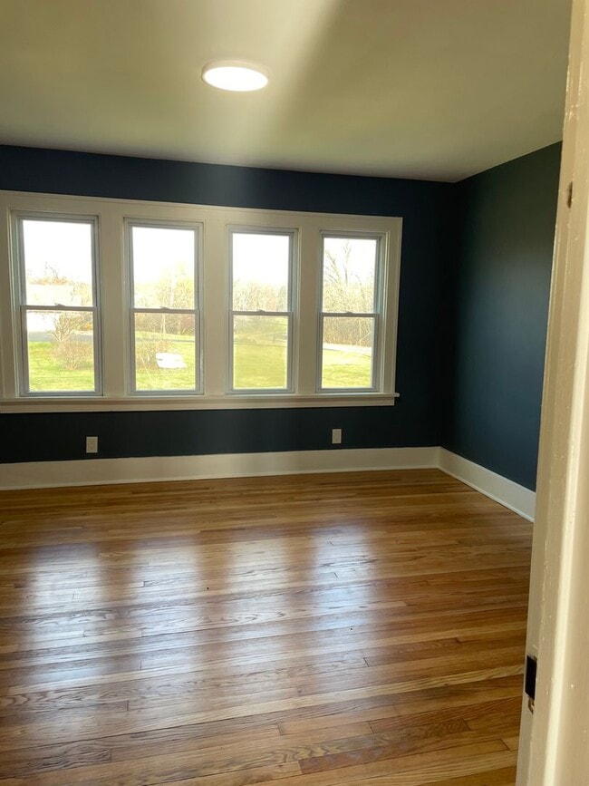 Building Photo - Four Bedroom Farmhouse on Three Acres | Flexible Move-in Date!