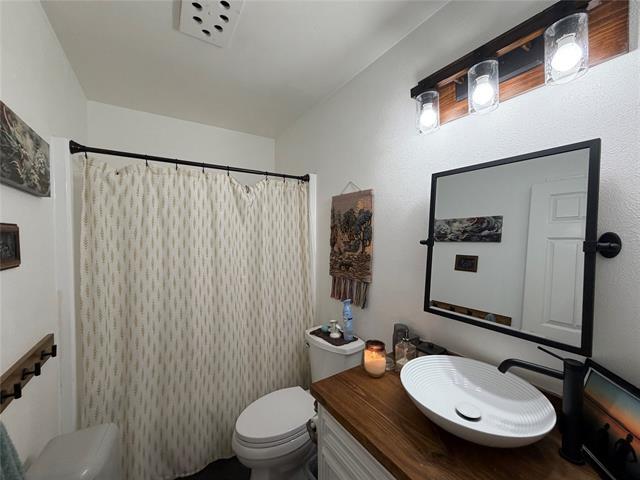 Building Photo - 507 Turtle Creek Dr