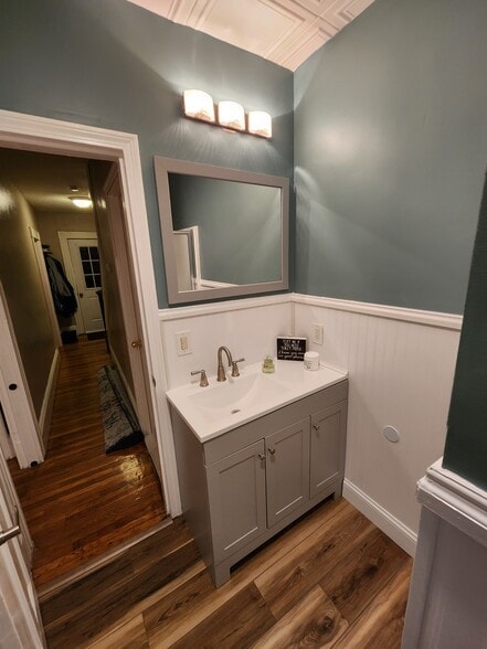 Building Photo - 72 S Central St