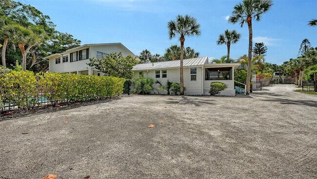 Building Photo - 3708 Sandspur Ln