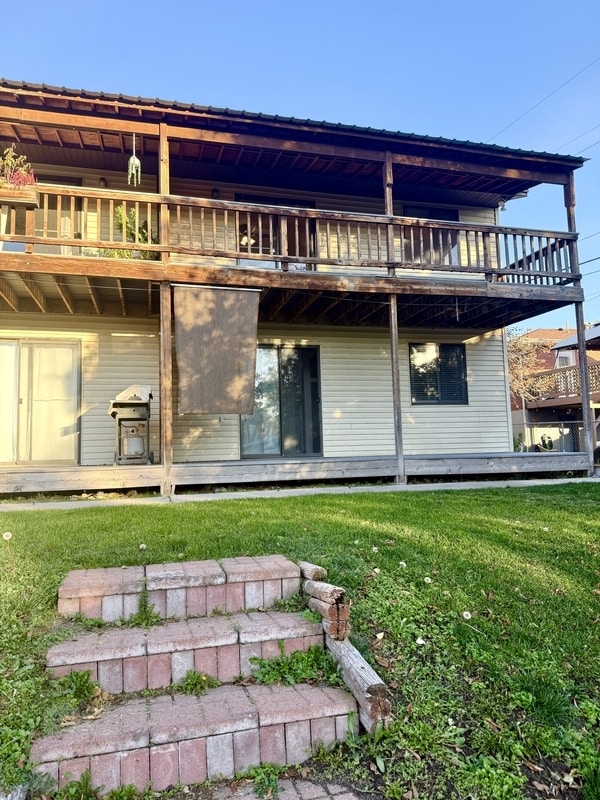 Building Photo - 7428 S 700 E