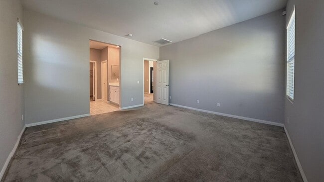 Building Photo - 11074 Avalon Way