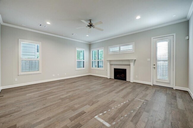 Building Photo - 1415 Malone St