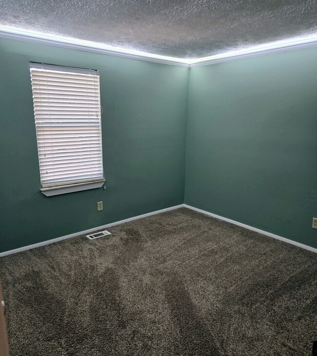 Building Photo - 4705 Midridge Dr