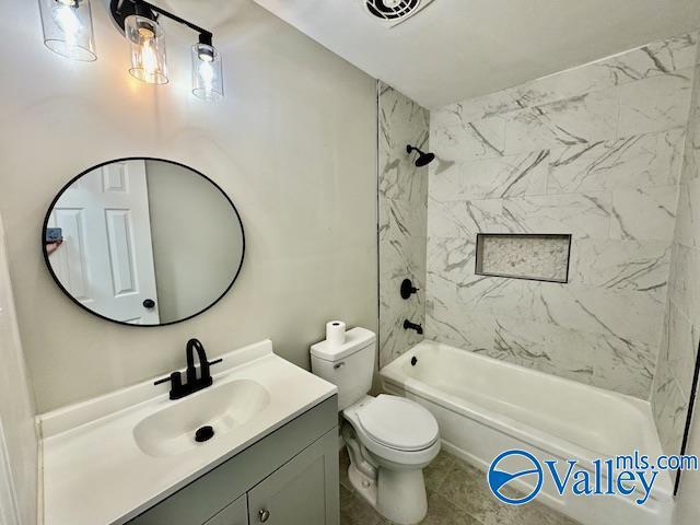 Building Photo - 4000 McEwen Dr NW