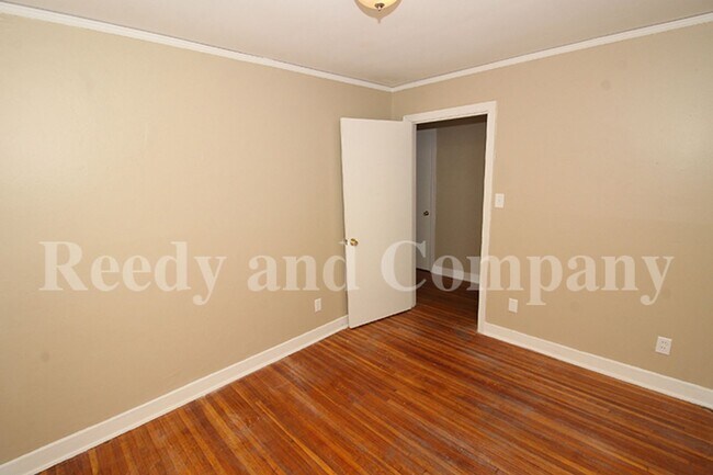 Building Photo - 1555 S Perkins Rd