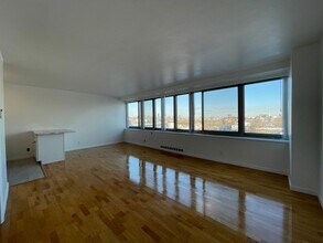 Building Photo - The Philadelphian – Fully Renovated Studio with All Utilities Included!