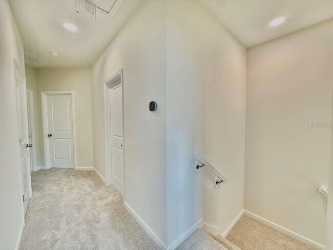 Building Photo - 15517 Bay Brg St