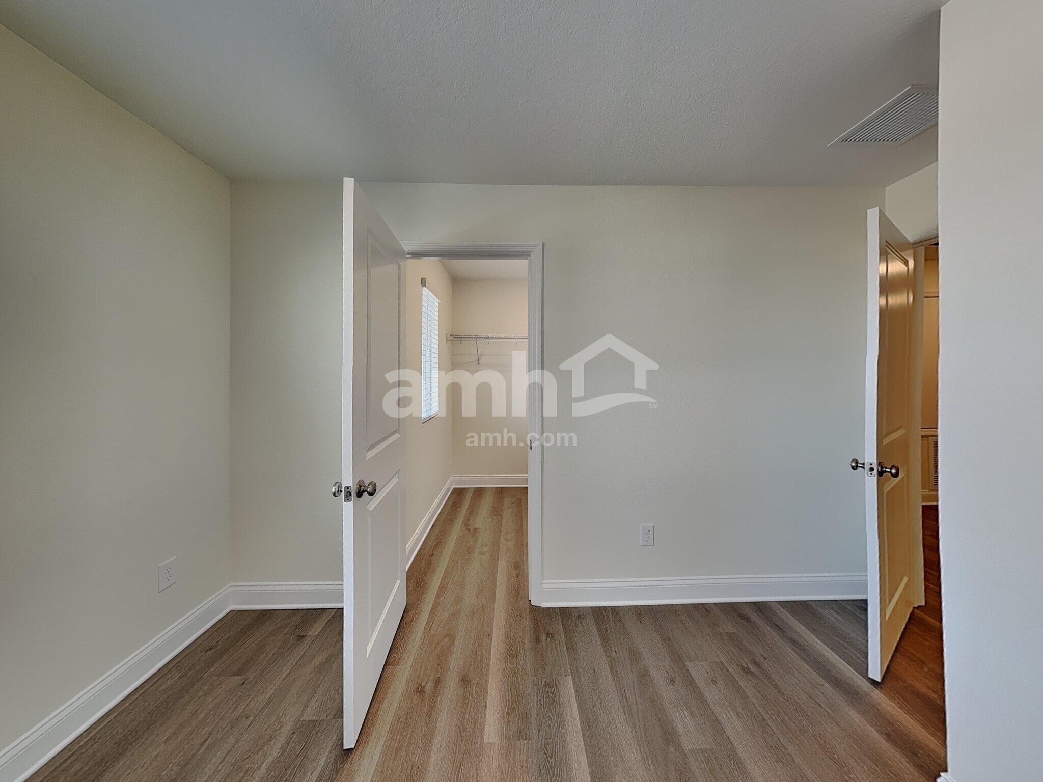 Building Photo - 16384 Willo Pines Ln