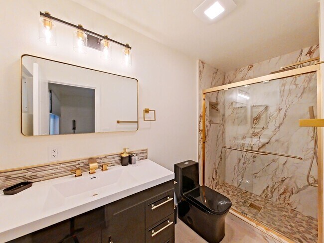 Building Photo - 117 Avenida Algodon