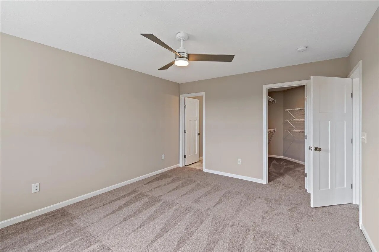 Building Photo - 610 Foxhill Dr