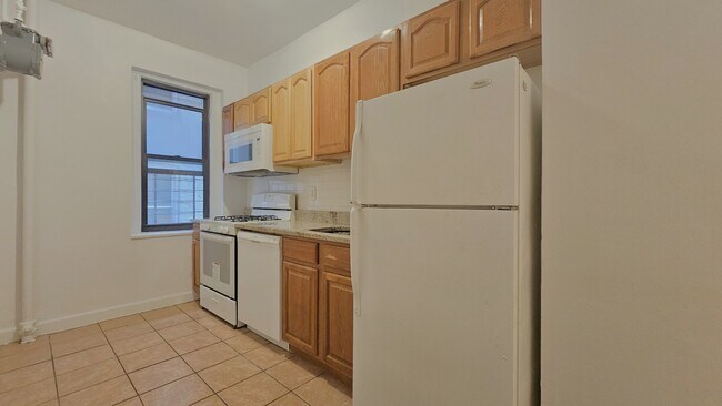 Floorplan - 165 Pinehurst Avenue