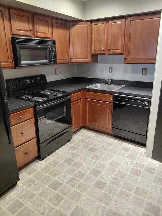 Building Photo - 93 Ramsgate Ct