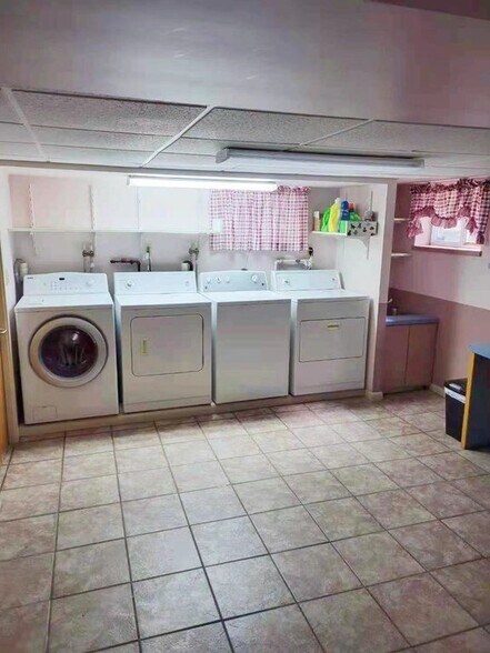 Building Photo - 25 Prichard Ave